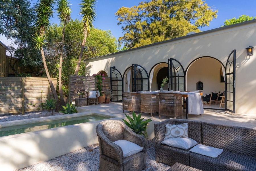 6 Bedroom Property for Sale in Hout Bay Western Cape